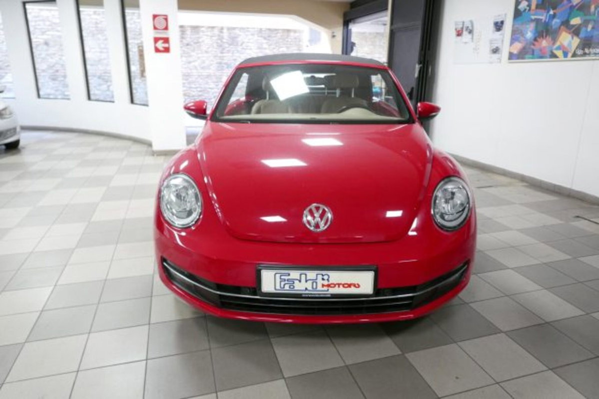 Volkswagen Maggiolino Cabrio 1.2 TSI Design (7)