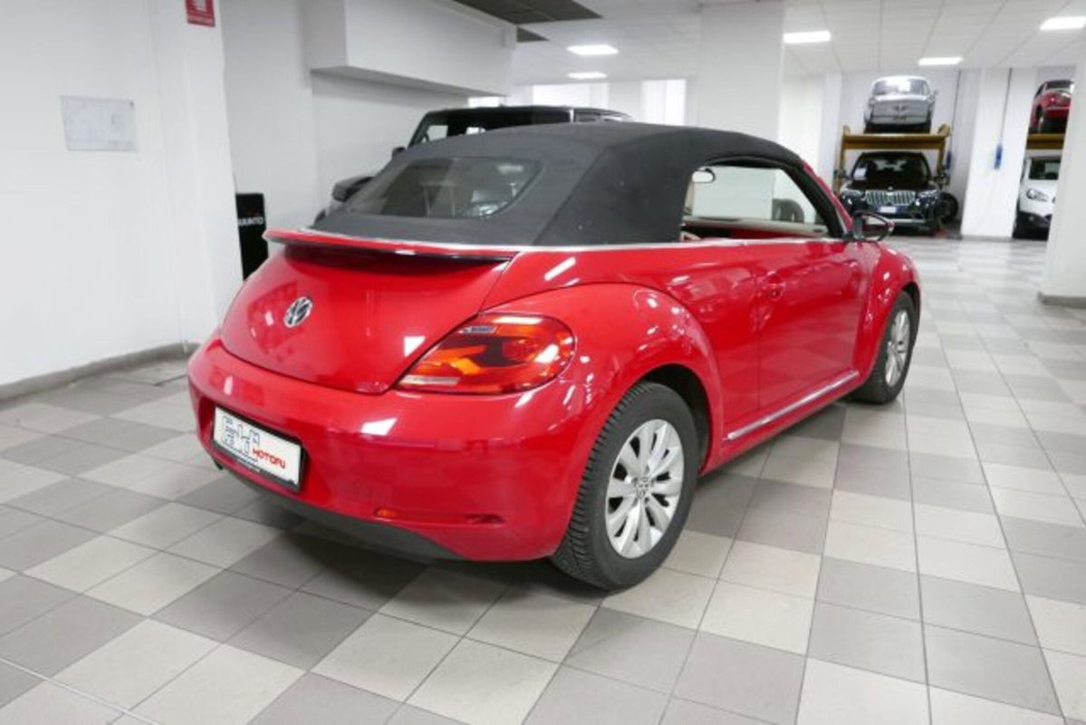 Volkswagen Maggiolino Cabrio 1.2 TSI Design (9)
