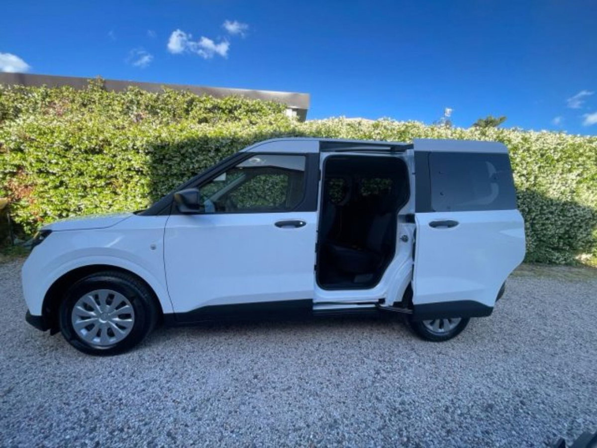 Ford Transit Courier Furgone 1.5 ecoblue 100cv Trend (7)