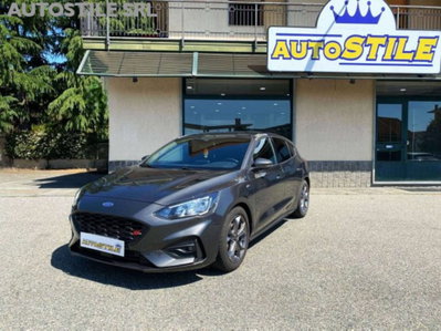 Ford Focus 1.0 EcoBoost Hybrid 125 CV Power. 5p. ST-Line Design (12)