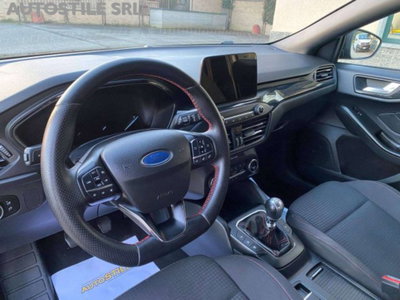 Ford Focus 1.0 EcoBoost Hybrid 125 CV Power. 5p. ST-Line Design (15)