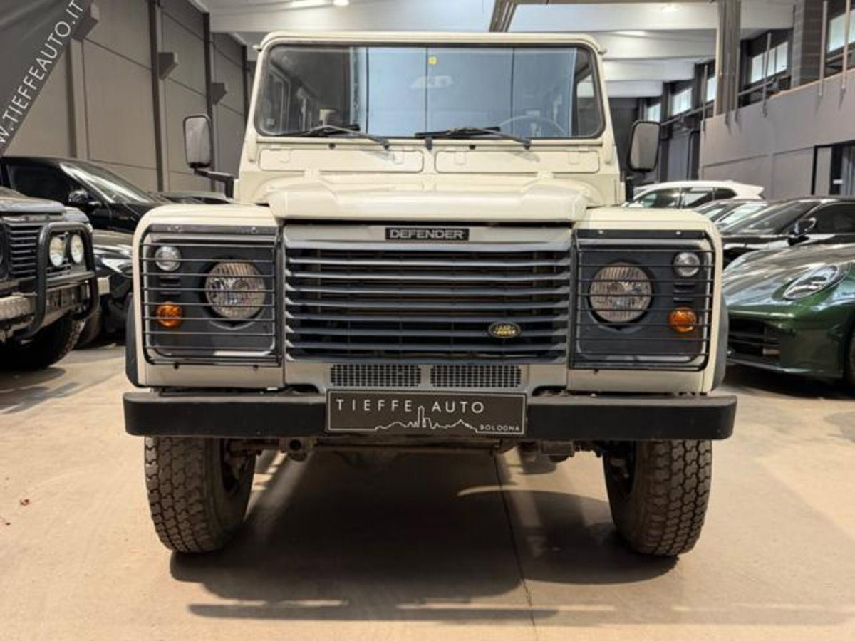 Land Rover Defender 130 2.5 Td5 cat CrewCab S (2)