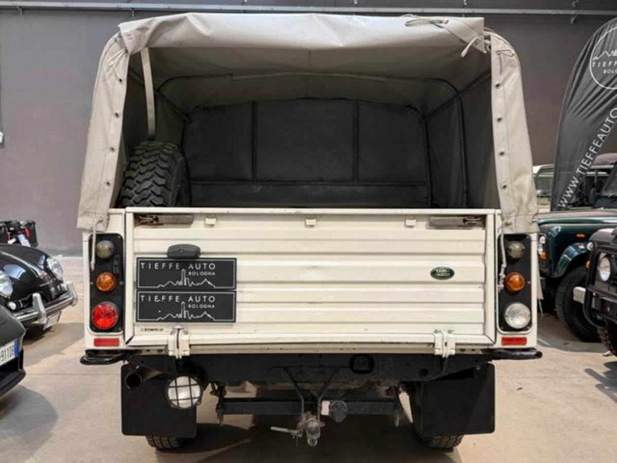 Land Rover Defender 130 2.5 Td5 cat CrewCab S (5)