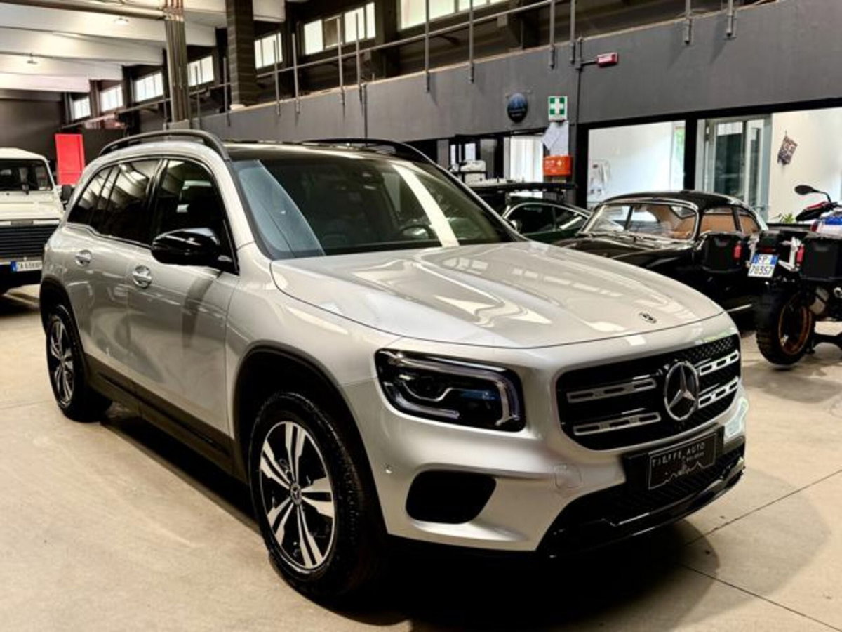 Mercedes-Benz GLB 200 Automatic Premium (3)