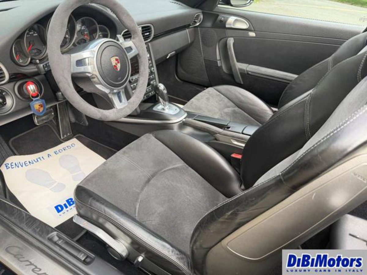 Porsche 911 Cabrio Carrera 4 GTS (2)