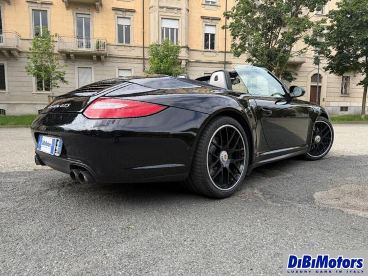 Porsche 911 Cabrio Carrera 4 GTS (8)