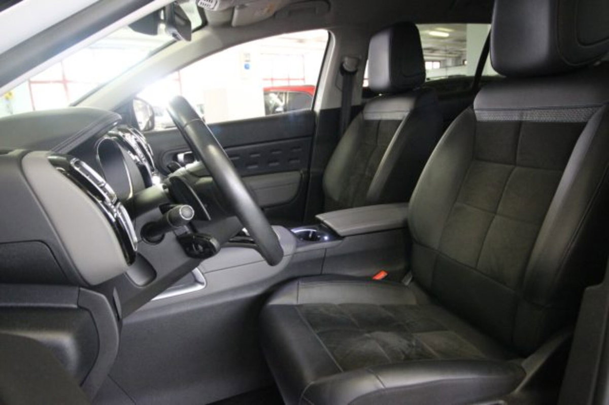 Citroen C5 Aircross Aircross Hybrid 225 E-EAT8 Shine (19)