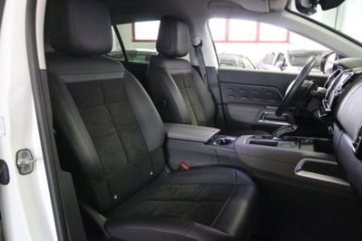 Citroen C5 Aircross Aircross Hybrid 225 E-EAT8 Shine (20)