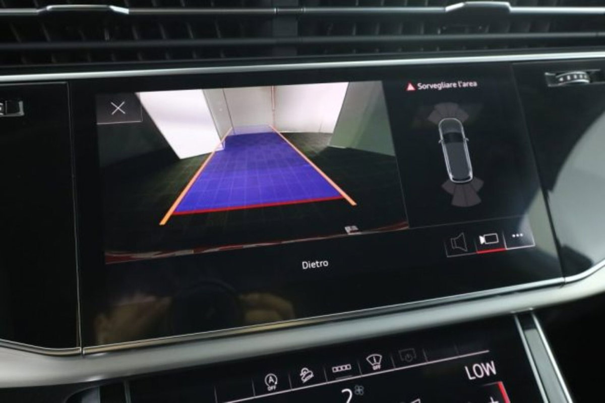 Audi Q7 50 TDI quattro tiptronic Sport (13)