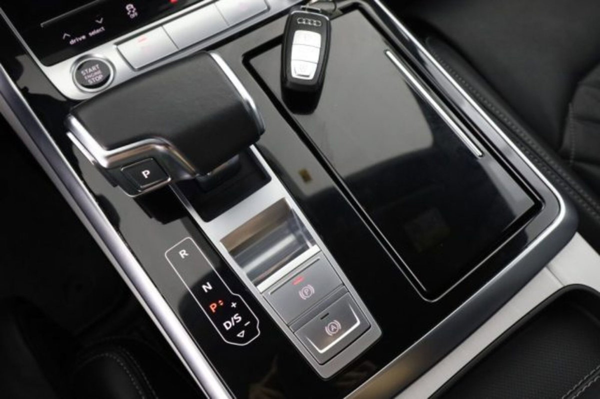 Audi Q7 50 TDI quattro tiptronic Sport (15)