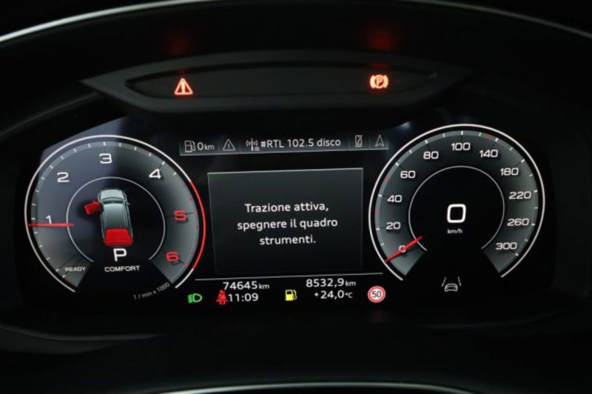 Audi Q7 50 TDI quattro tiptronic Sport (8)