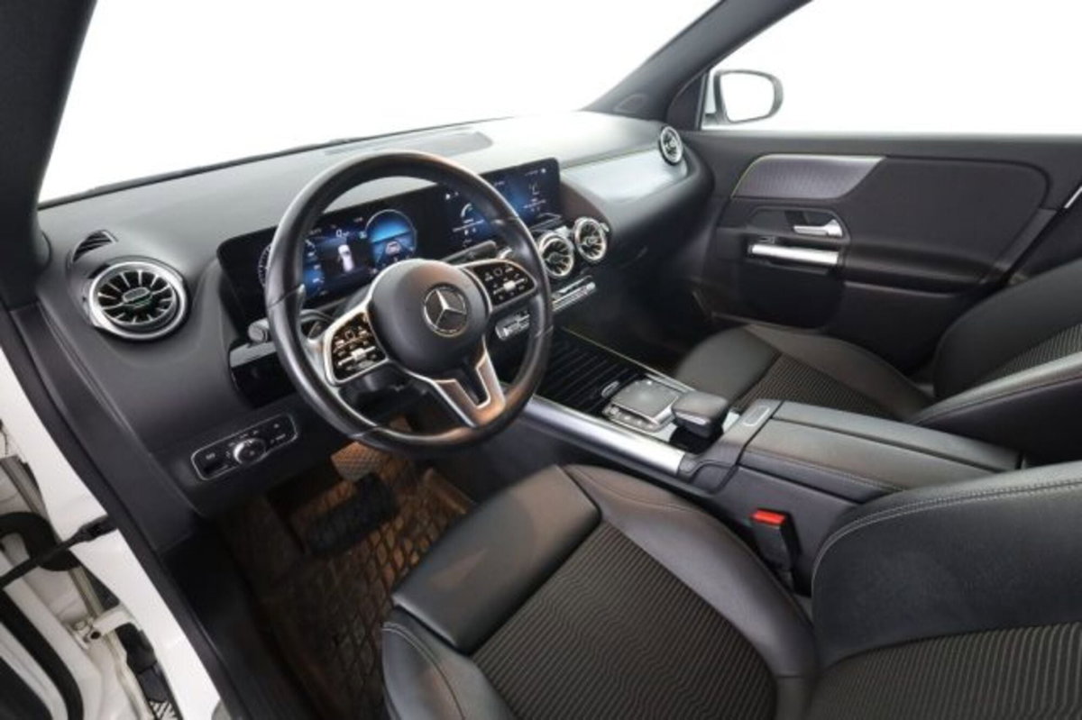 Mercedes-Benz CLA Shooting Brake 200 d Automatic 4Matic Shooting Brake Sport