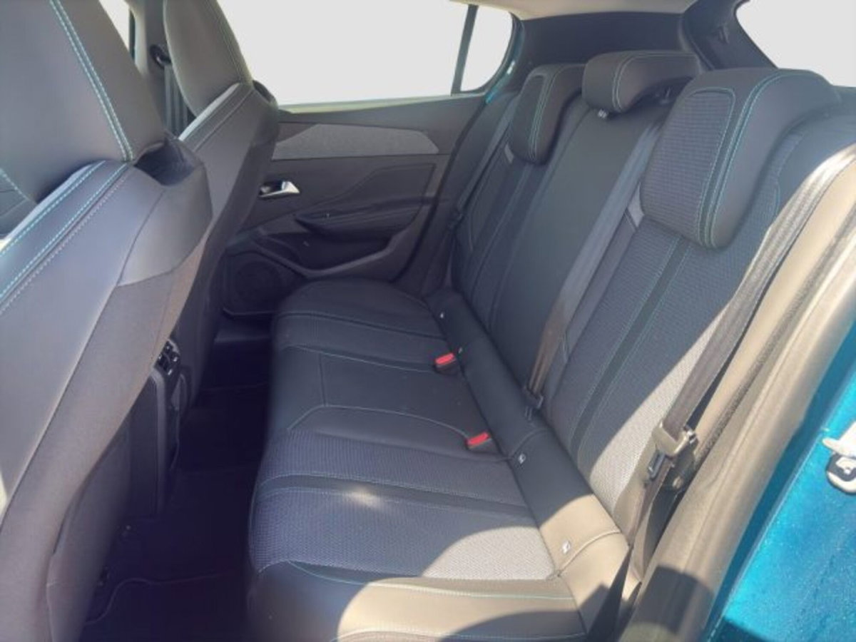 Peugeot 308 BlueHDi 130 S&S EAT8 Allure Pack (10)