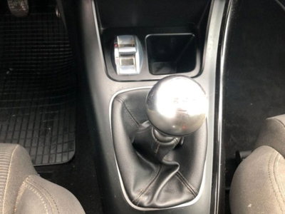 Alfa Romeo Giulietta 1.6 JTDm-2 Distinctive (13)
