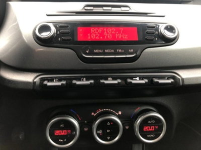 Alfa Romeo Giulietta 1.6 JTDm-2 Distinctive (14)