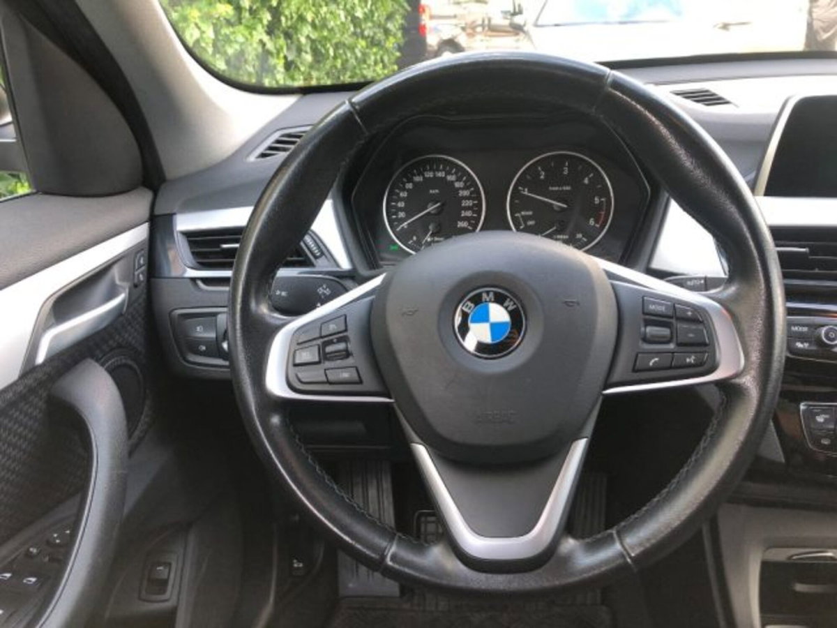 BMW X1 sDrive18d Business (15)