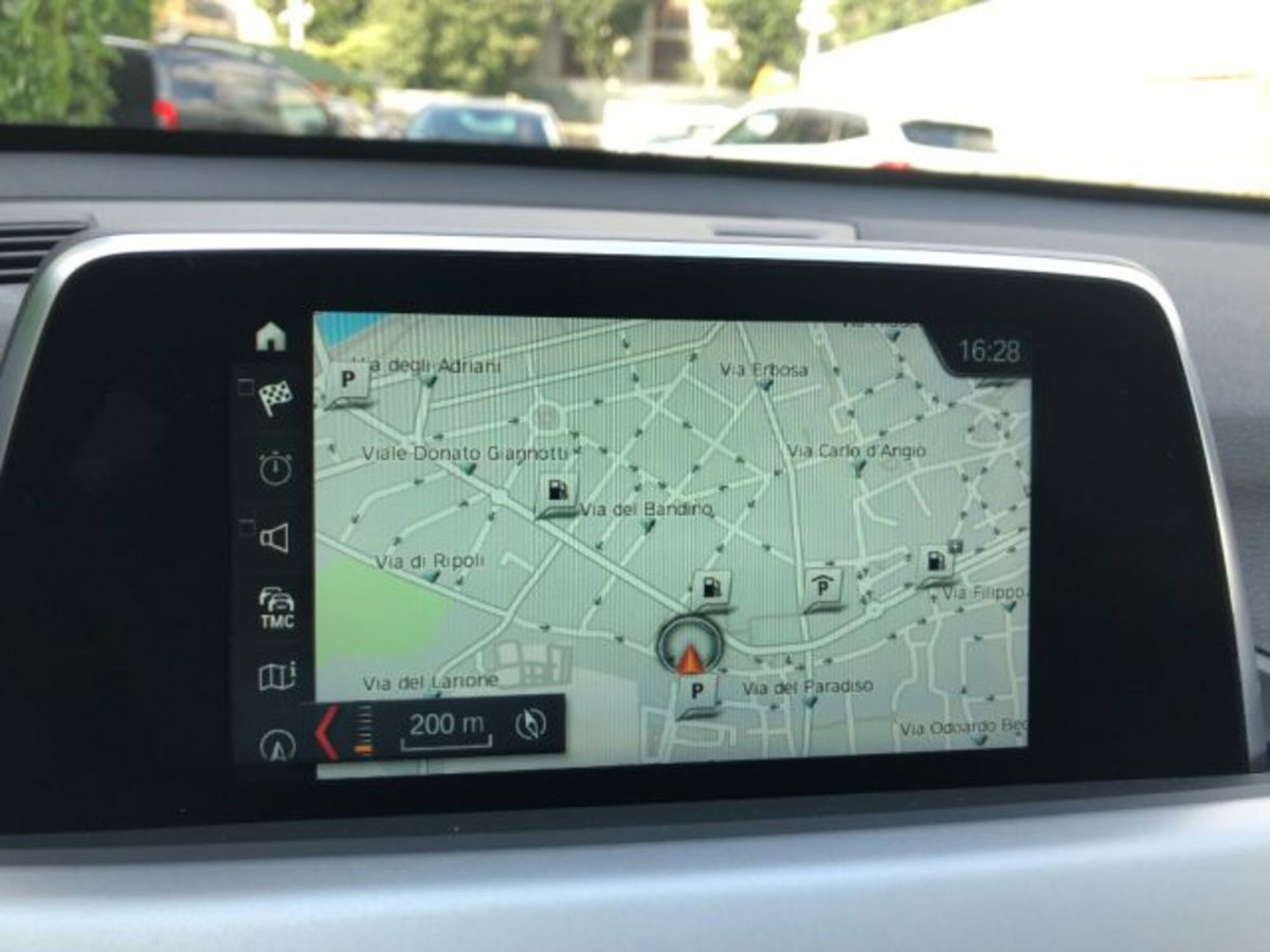 BMW X1 sDrive18d Business (18)