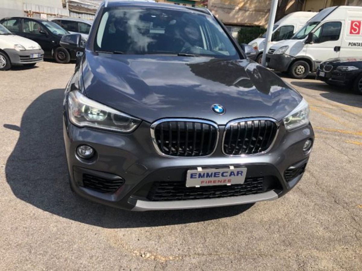 BMW X1 sDrive18d Business (3)