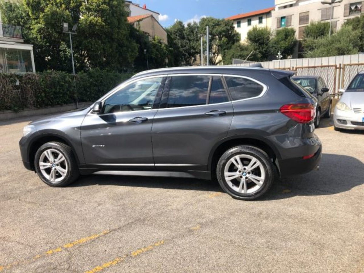 BMW X1 sDrive18d Business (7)
