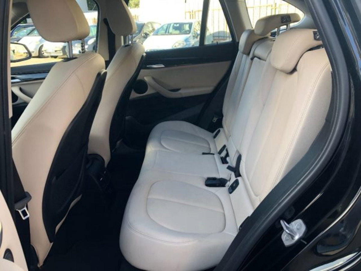 BMW X1 xDrive18d xLine Plus (11)