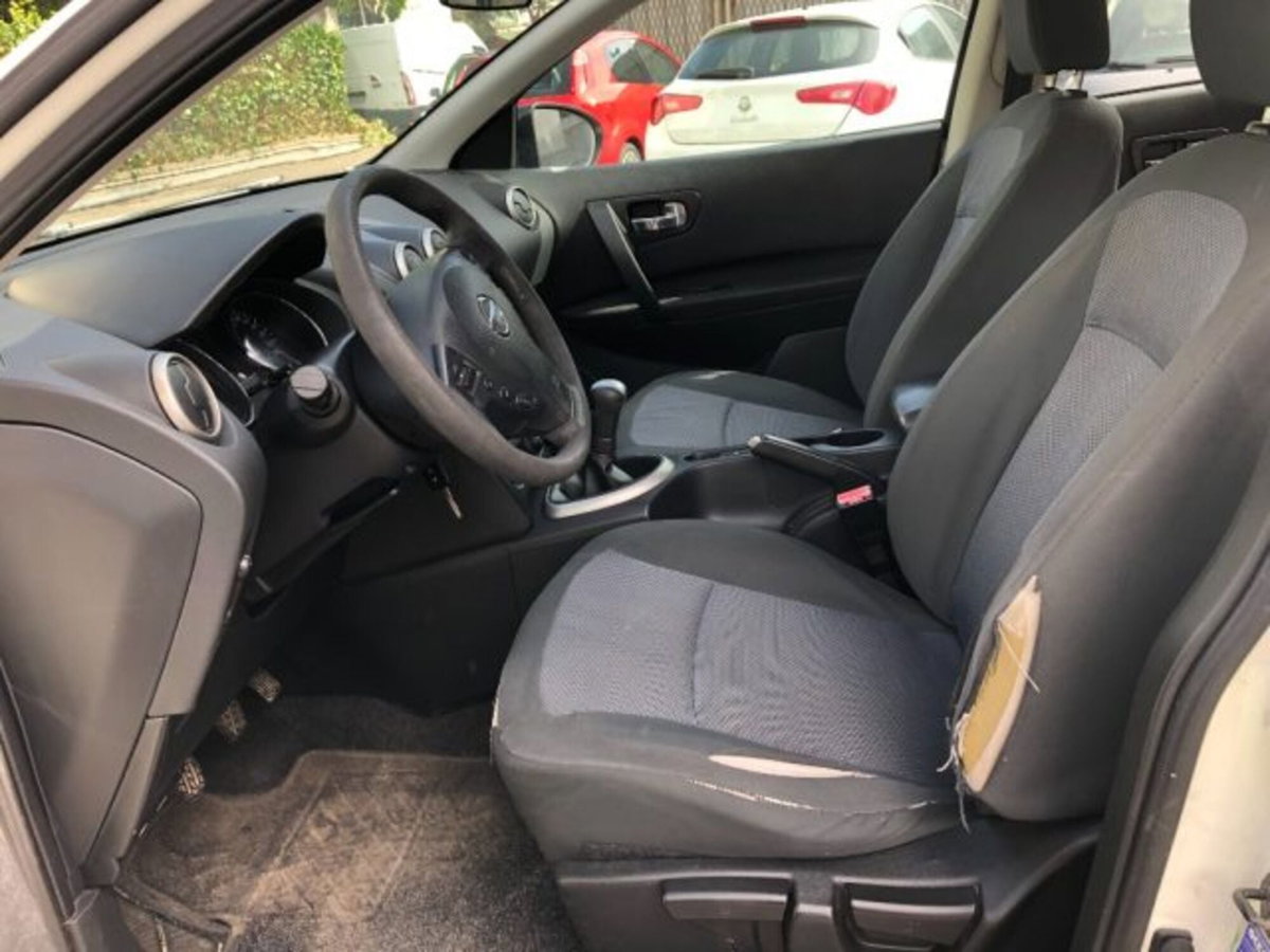 Nissan Qashqai 1.6 16V Visia (11)