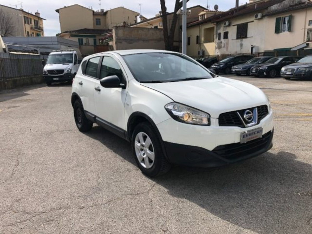 Nissan Qashqai 1.6 16V Visia (2)