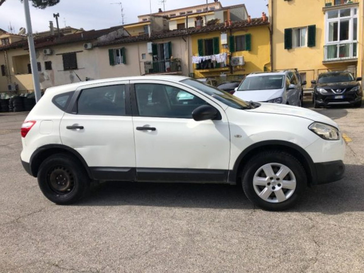 Nissan Qashqai 1.6 16V Visia (8)