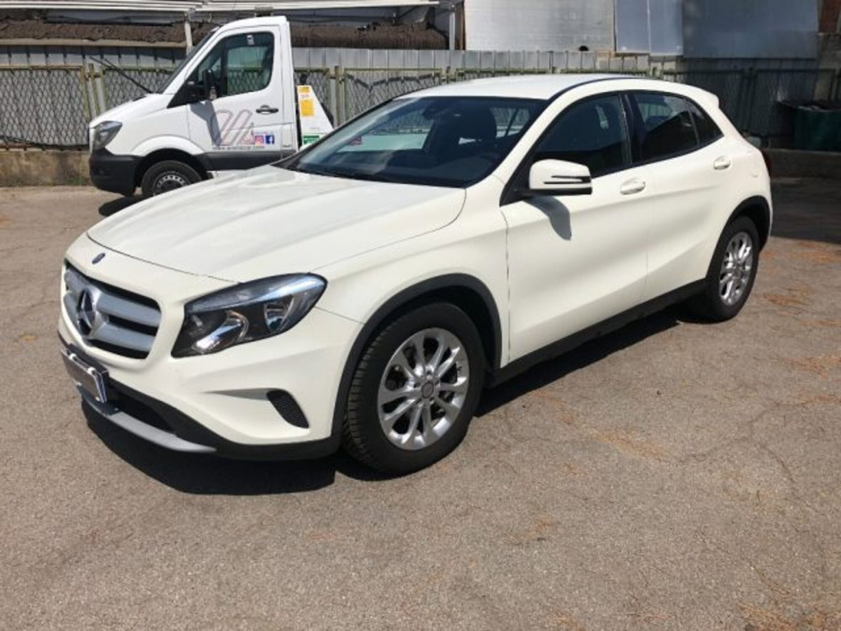 Mercedes-Benz GLA SUV 180 d Executive