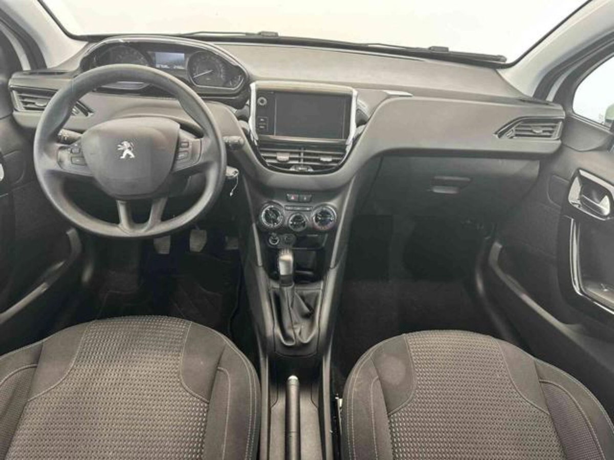 Peugeot 208 82 5 porte Allure (7)
