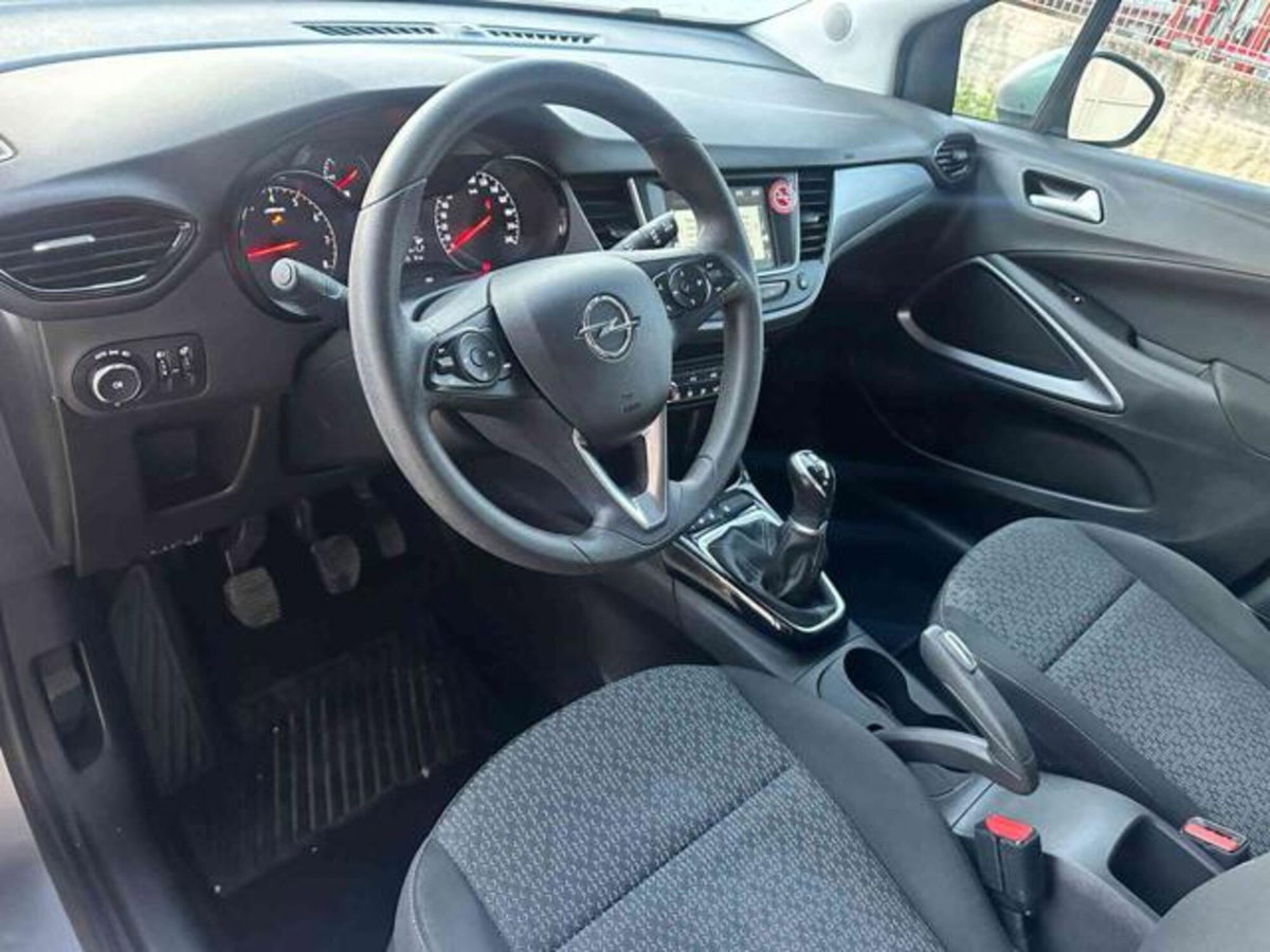Opel Crossland X 1.2 12V Advance (11)