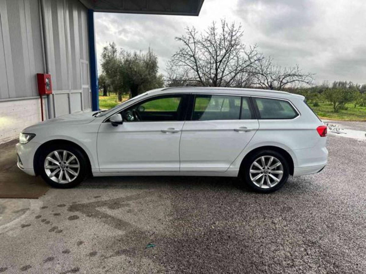 Volkswagen Passat Variant 2.0 TDI SCR EVO DSG Business (13)