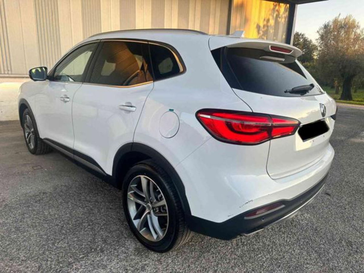 Mg EHS Plug-in Hybrid Exclusive (11)
