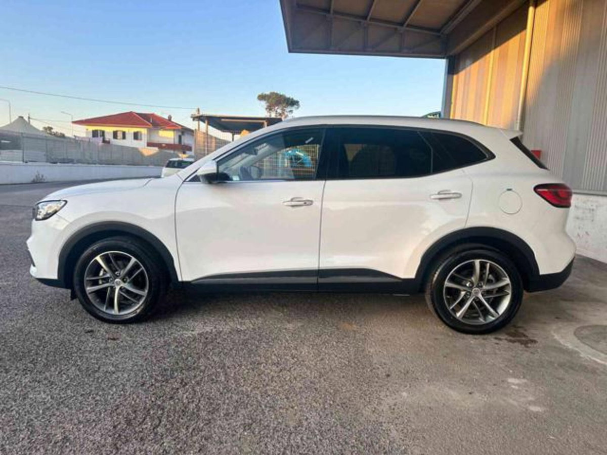 Mg EHS Plug-in Hybrid Exclusive (3)