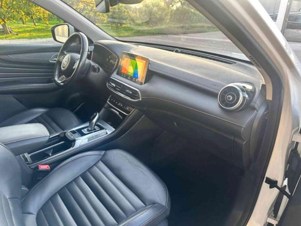 Mg EHS Plug-in Hybrid Exclusive (5)
