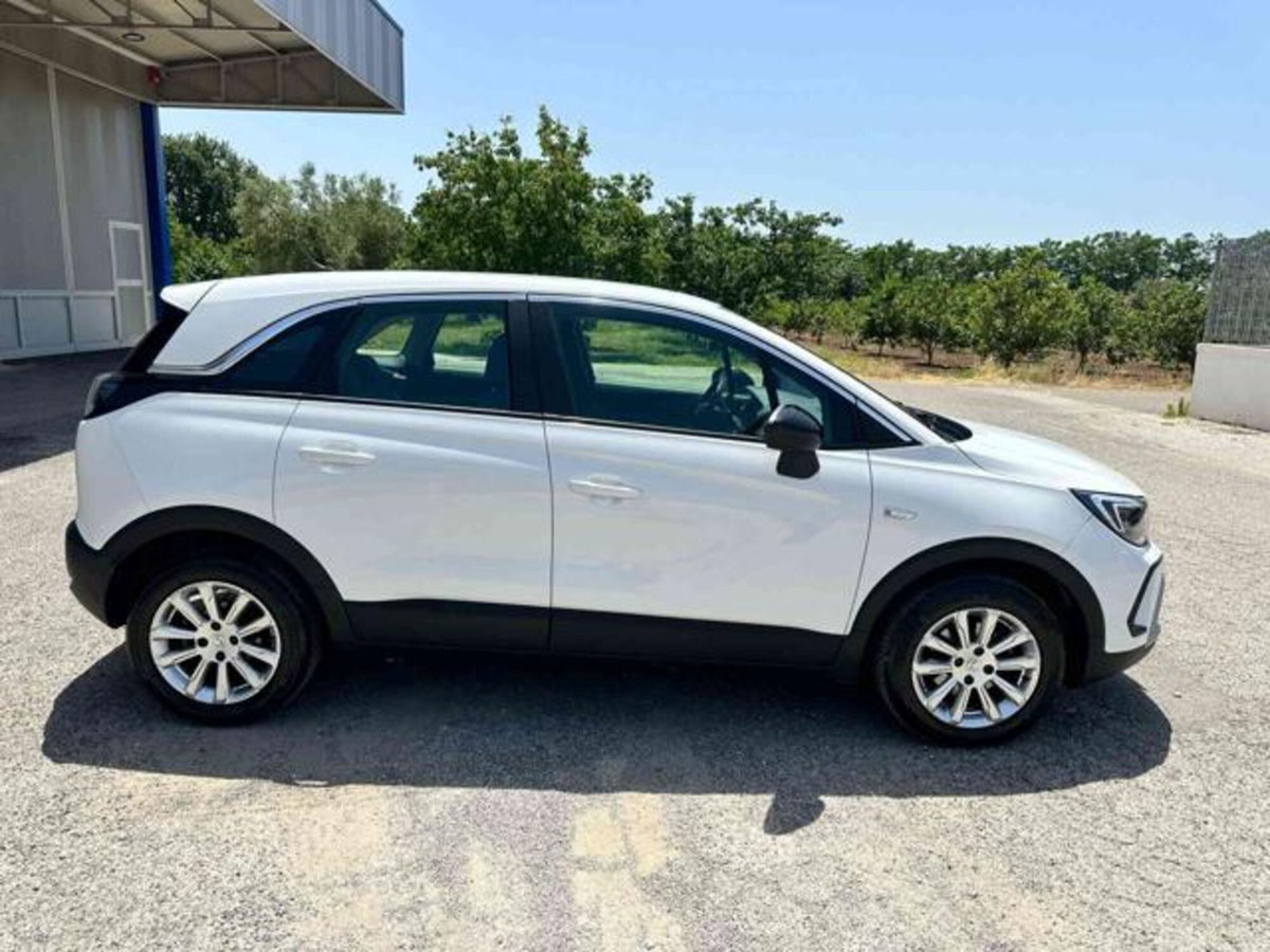 Opel Crossland 1.5 ECOTEC D 120 CV Start&Stop aut. Ultimate (4)