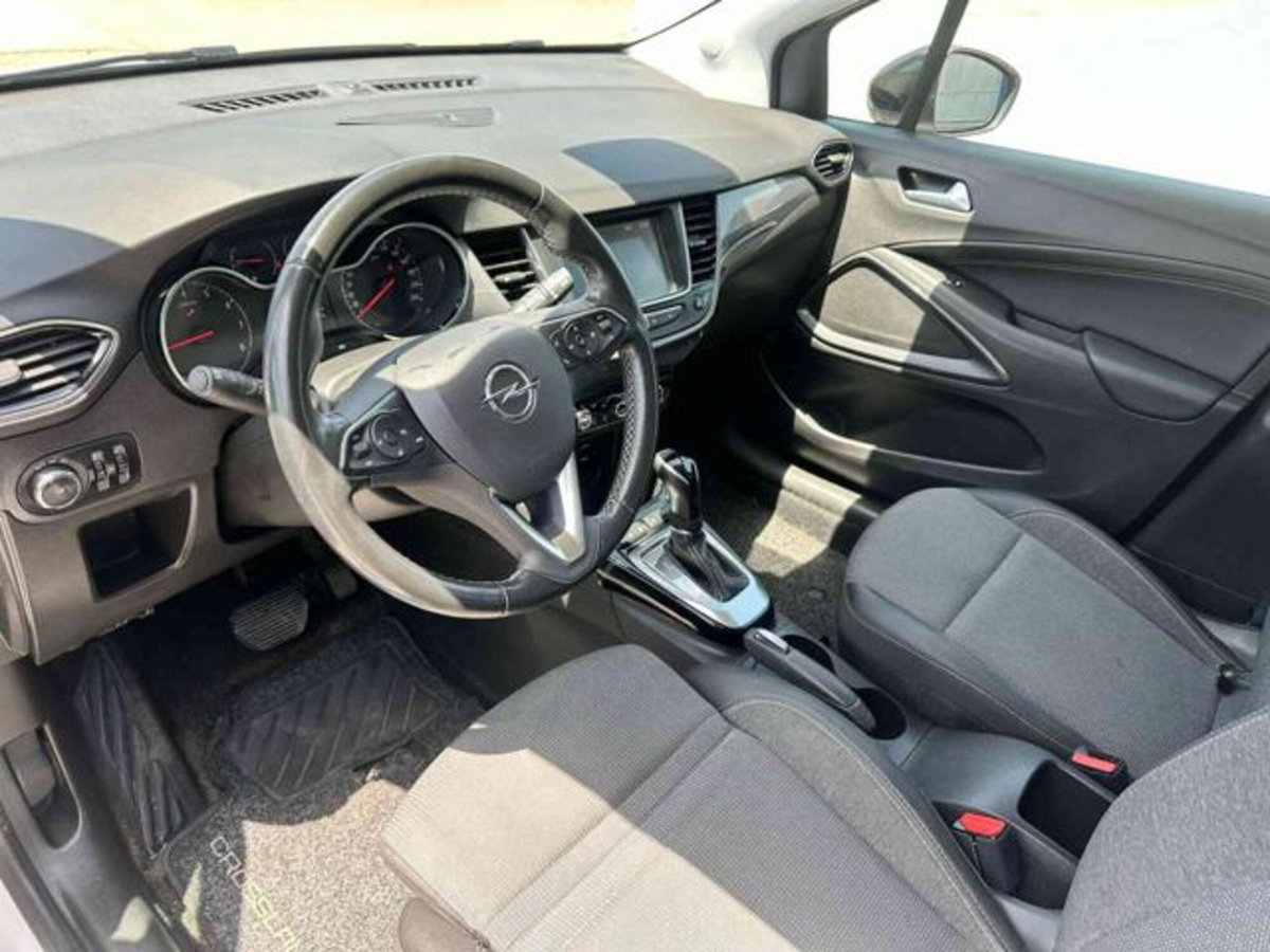 Opel Crossland 1.5 ECOTEC D 120 CV Start&Stop aut. Ultimate (9)