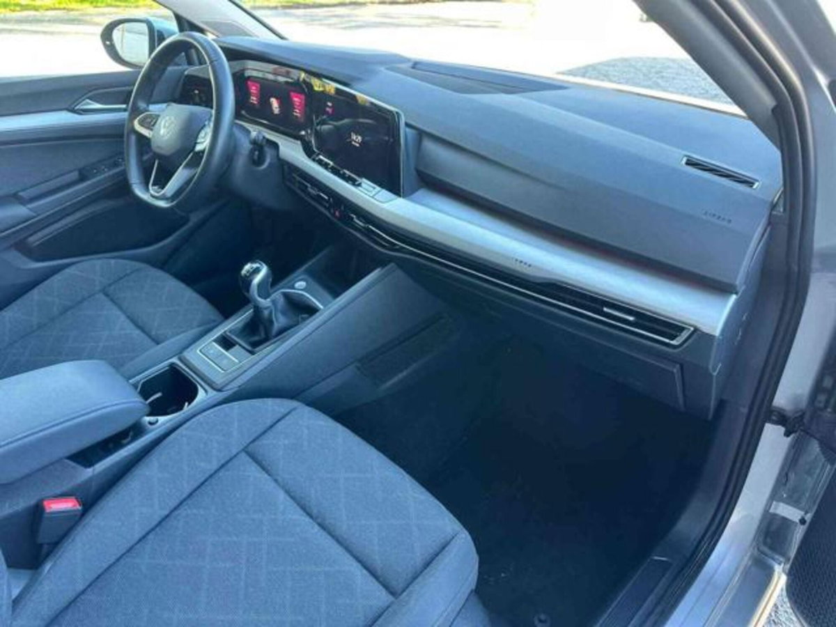 Volkswagen Golf Variant 2.0 TDI SCR DSG Life (11)