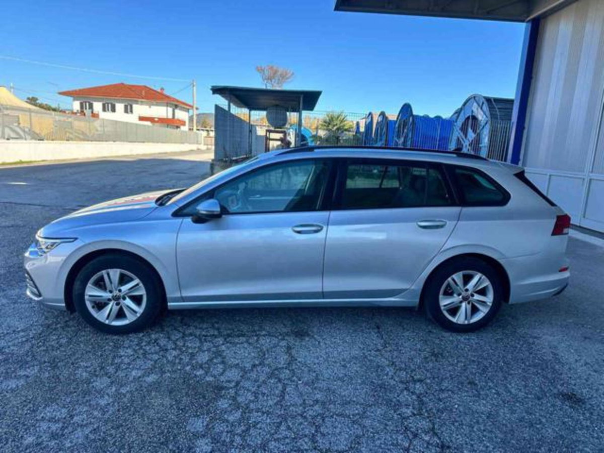 Volkswagen Golf Variant 2.0 TDI SCR DSG Life (5)