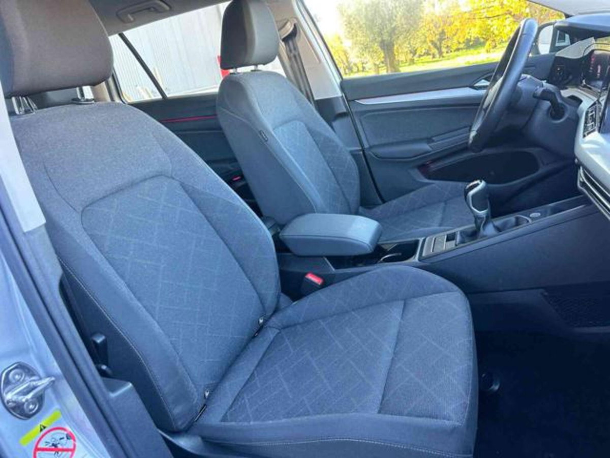 Volkswagen Golf Variant 2.0 TDI SCR DSG Life (9)
