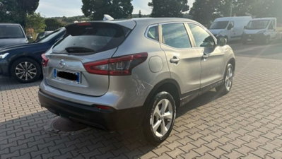 Nissan Qashqai 1.5 dCi 115 CV DCT Business (2)