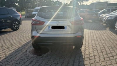 Nissan Qashqai 1.5 dCi 115 CV DCT Business (3)