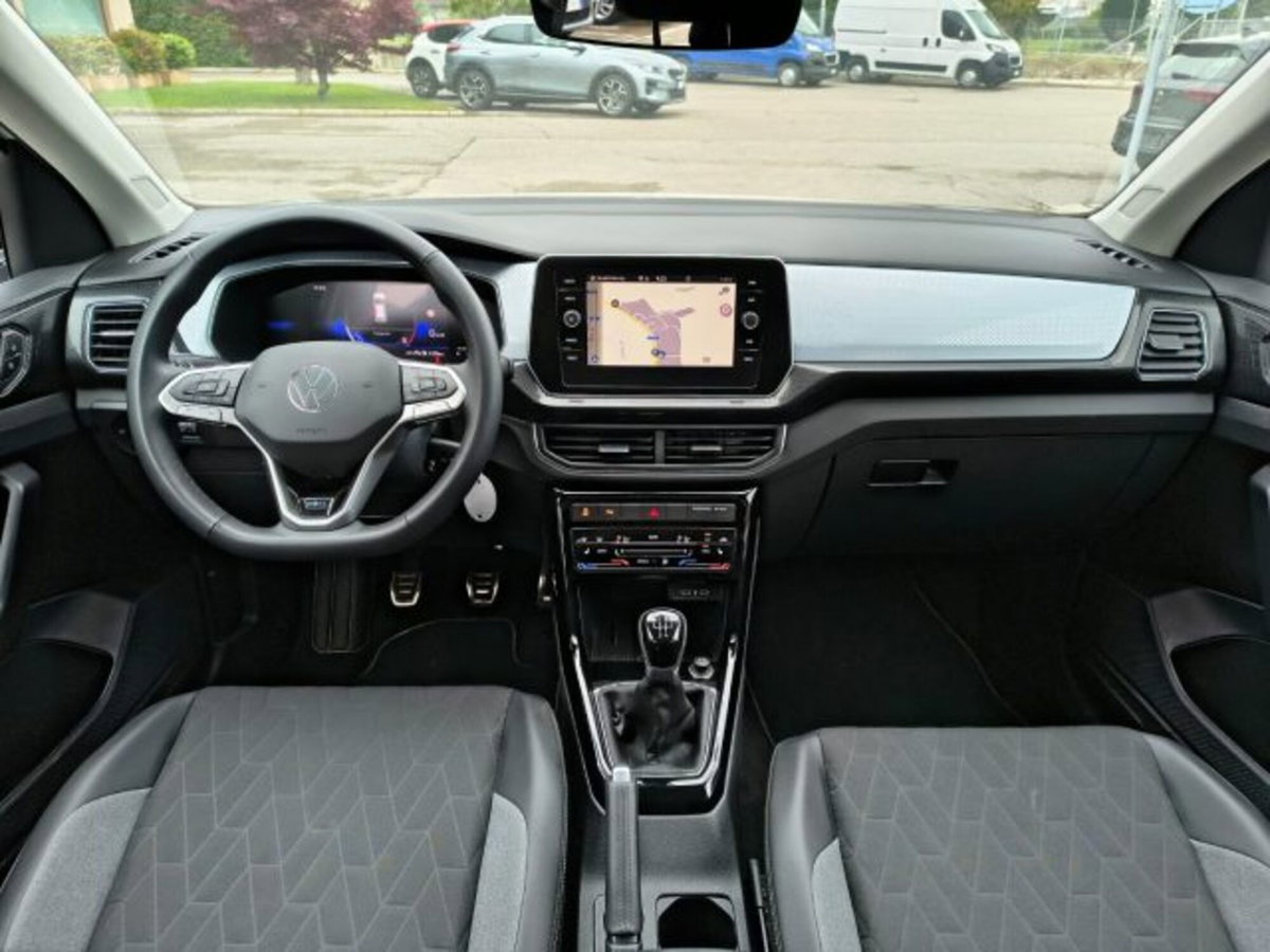 Volkswagen T-Cross 1.0 tsi Life 95cv (10)