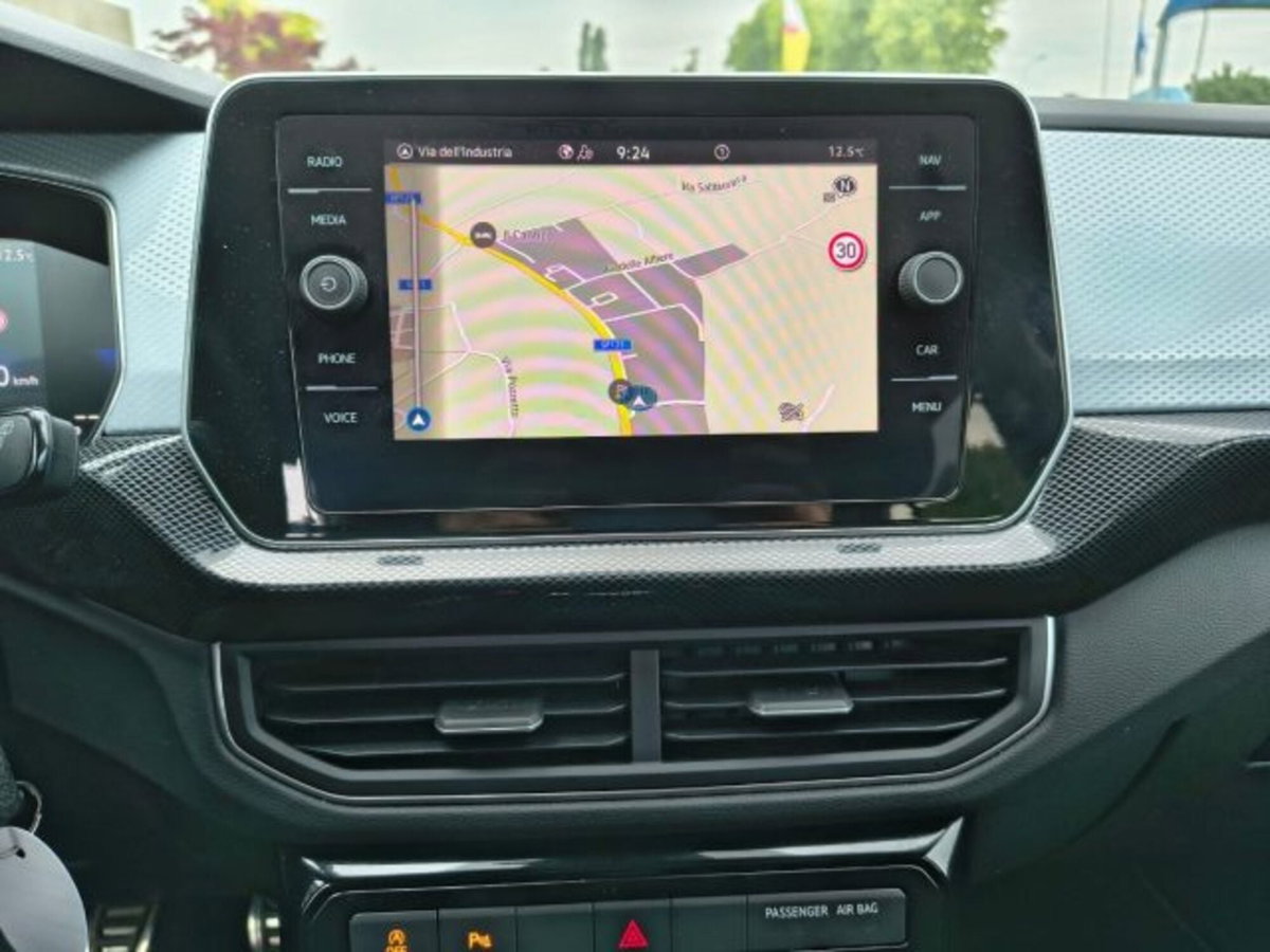 Volkswagen T-Cross 1.0 tsi Life 95cv (14)