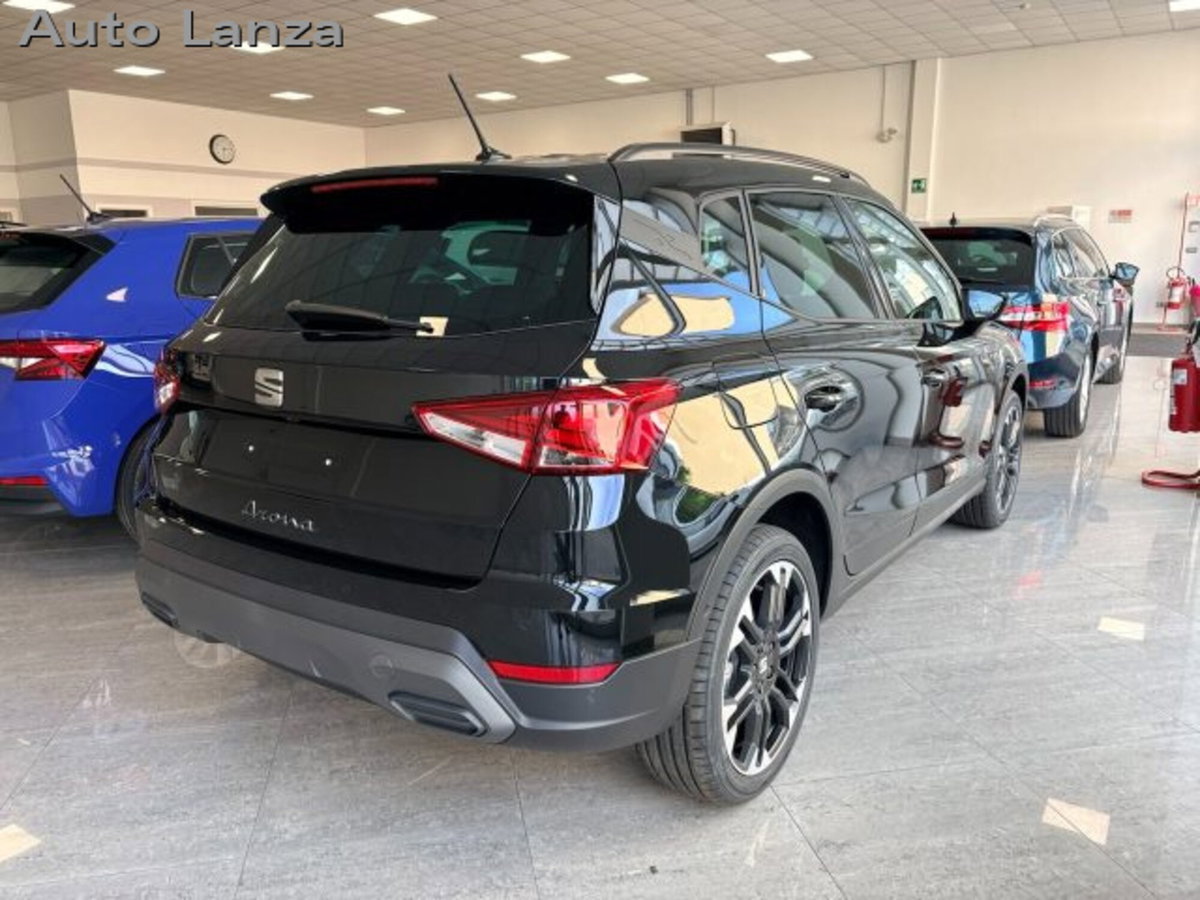 SEAT Arona 1.0 ecotsi Black Edition 115cv dsg (4)