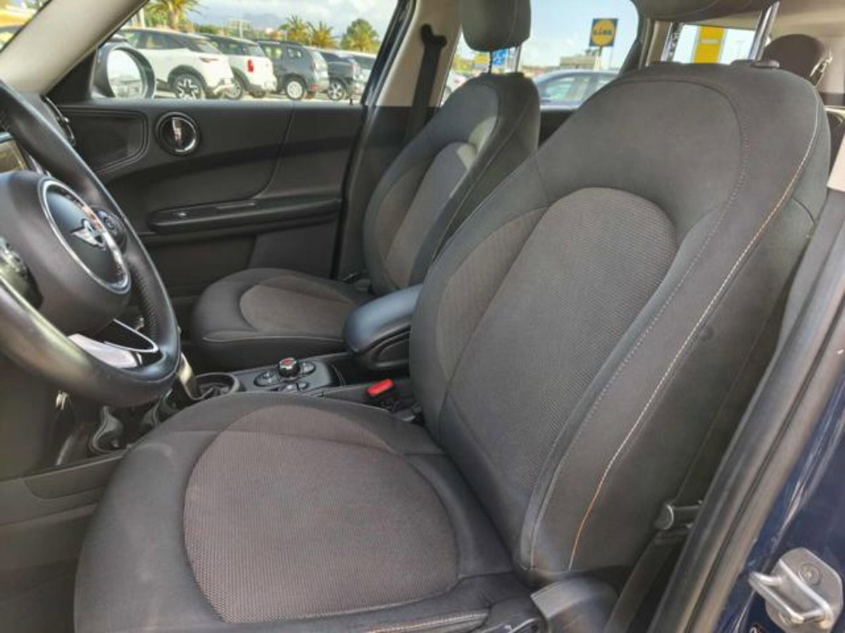 MINI Mini Countryman 2.0 Cooper D Business Countryman (13)