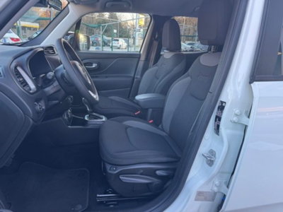 Jeep Renegade 1.3 T4 190CV PHEV 4xe AT6 Limited (9)