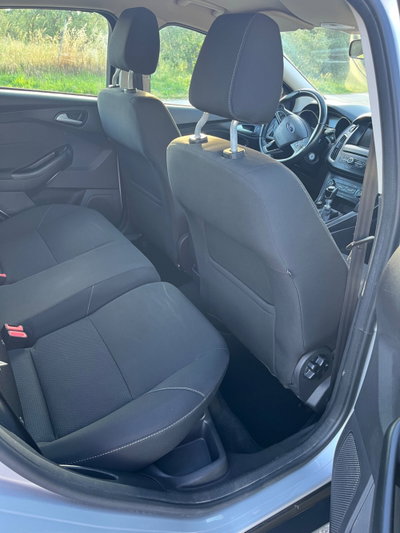Ford Focus 1.5 TDCi 120 CV Start&Stop Plus (9)