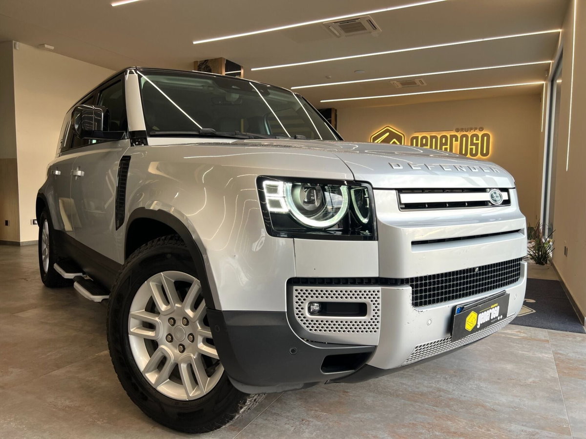 Land Rover Defender 110 3.0d i6 mhev X-Dynamic SE awd 200cv auto