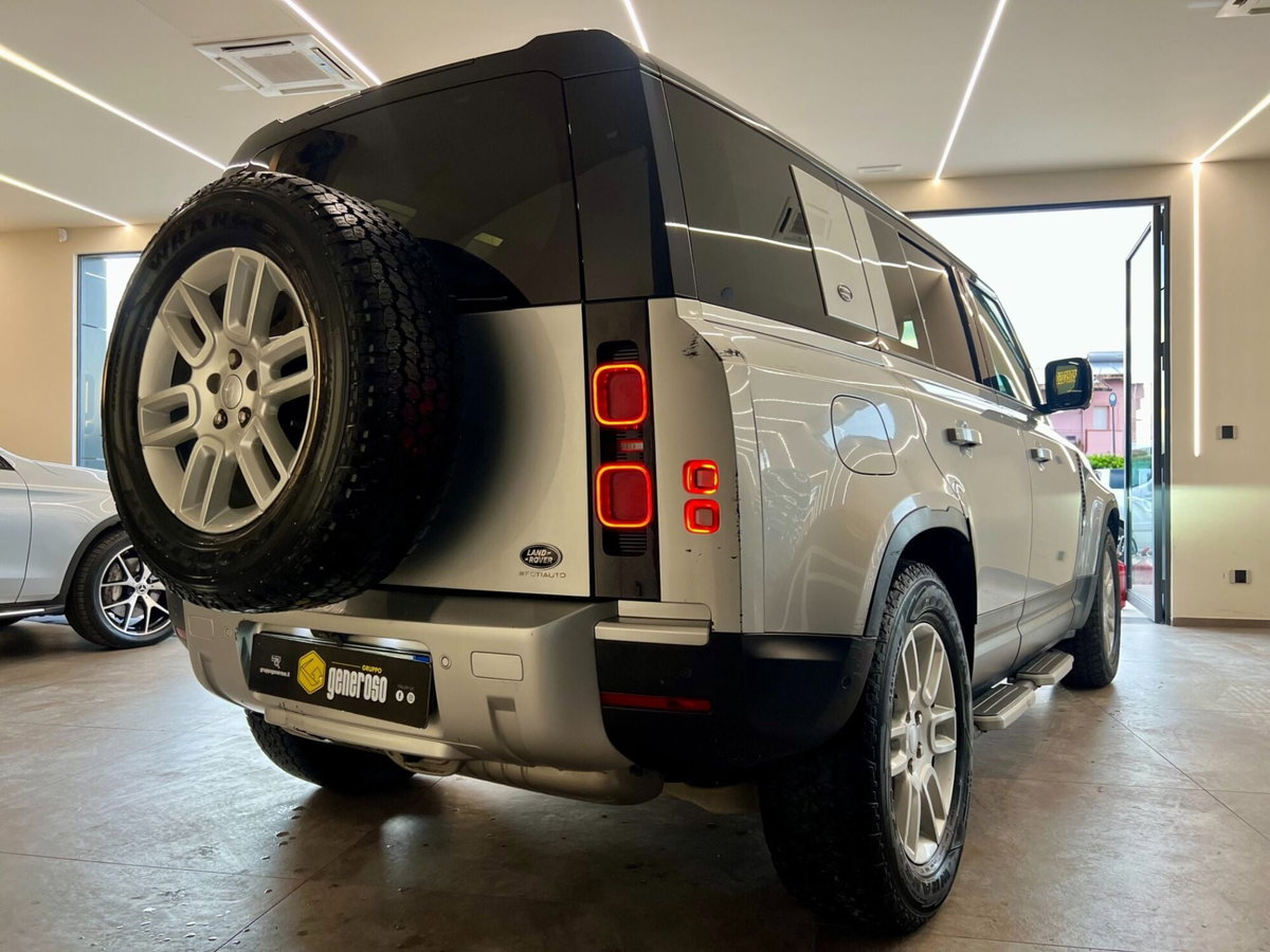 Land Rover Defender 110 3.0d i6 mhev X-Dynamic SE awd 200cv auto (3)