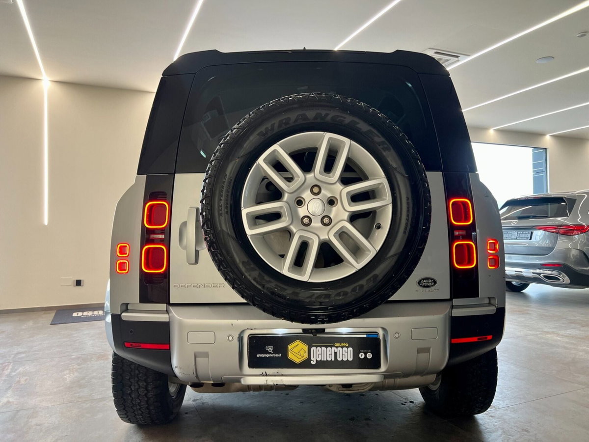 Land Rover Defender 110 3.0d i6 mhev X-Dynamic SE awd 200cv auto (4)